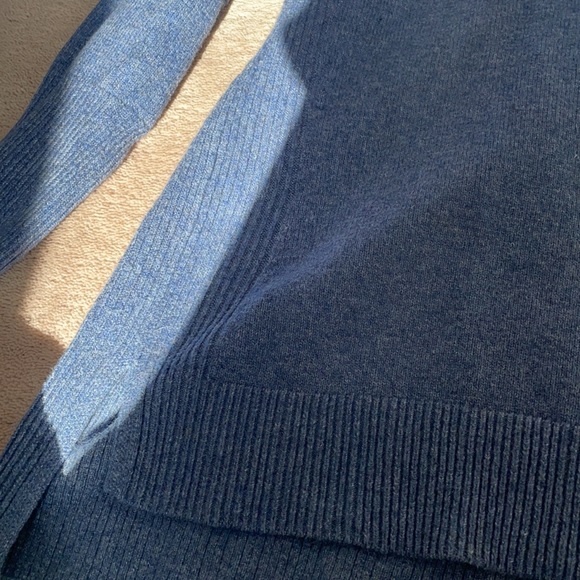 Woman’s Knit Sweater - Picture 5 of 5